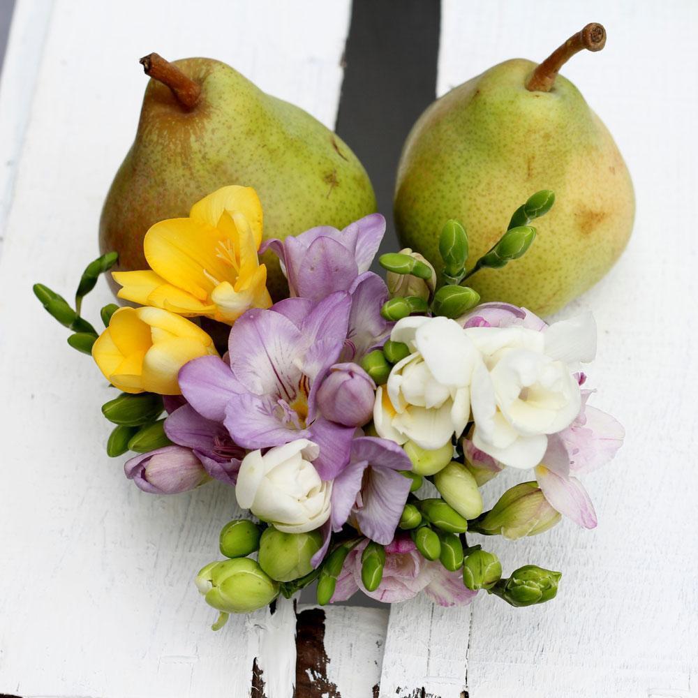 English Pear & Freesia Ready Made Room Spray With CLP